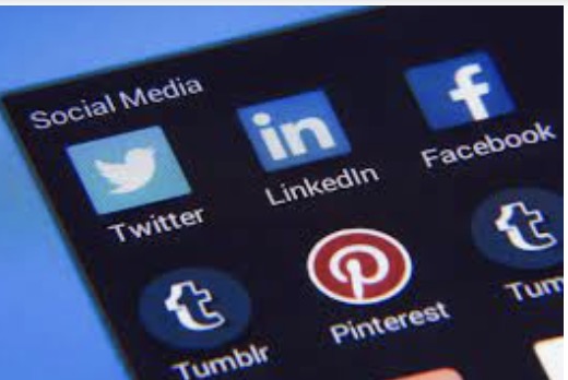 how to choose a social media platform based on the characteristics of overseas social media